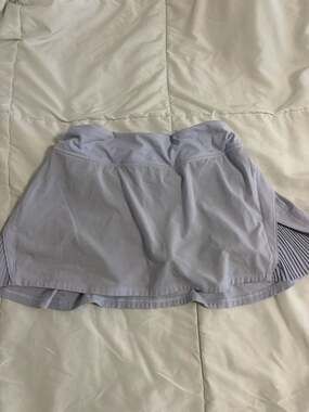 Lululemon Play Off The Pleats Mid-Rise Skirt in lavender
